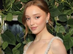 Phoebe Dynevor height