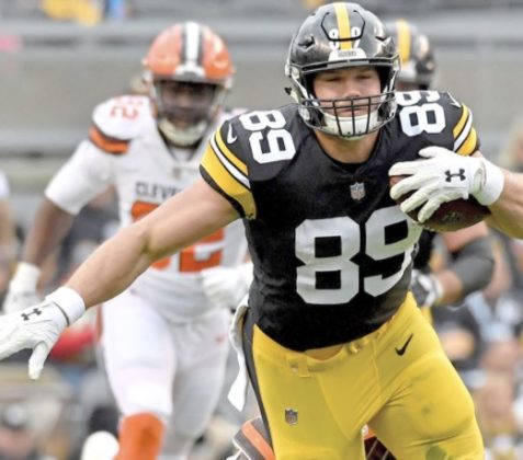 Vance Mcdonald Net Worth, Wiki, Wife, Age, Height, Family